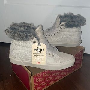 NWB VANS Unisex SK8-HI MTE 360 All Weather Size 7.5 Women’s